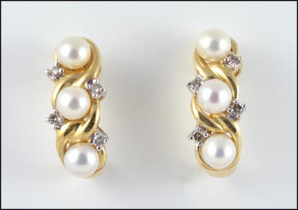 Pearl J Hoop Earrings in 14K Yellow Gold LARGE