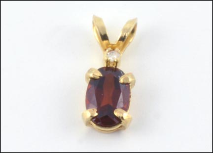 Garnet Pendant in 14K Yellow Gold MAIN