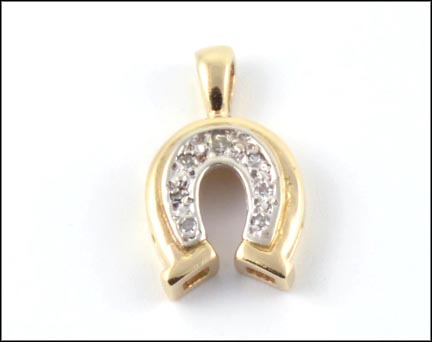 Horshoe Diamond Pendant in Yellow Gold MAIN