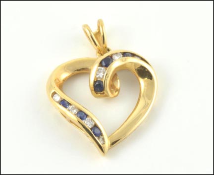 Sapphire and Diamond Heart Pendant in Yellow Gold LARGE