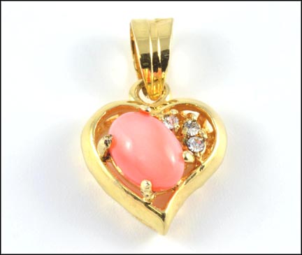 Heart Pendant with Coral in 18K Yellow Gold LARGE