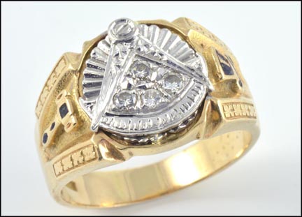 Masonic Ring in 10K Yellow Gold MAIN