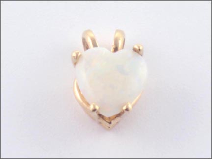 Opal Heart Pendant in 14K Yellow Gold MAIN