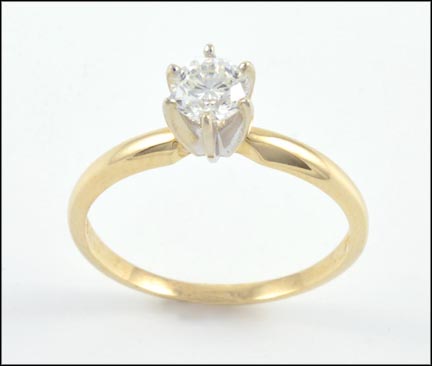 Diamond Solitaire Ring in 14K Yellow Gold MAIN