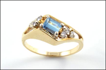 Topaz Ring in Yellow Gold LARGE