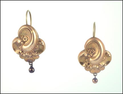 Victorian Earrings 1875-85 in Yellow Gold LARGE