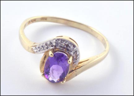 Amethyst Ring in Yellow Gold LARGE