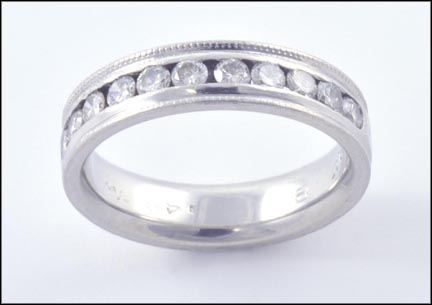 Diamond Band in Platinum LARGE