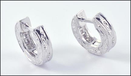 Huggie Earrings in 14K White Gold LARGE