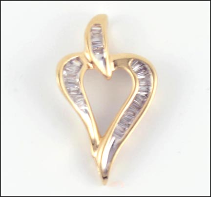 Diamond Heart Pendant in 10K Yellow Gold MAIN