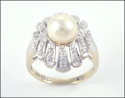 Pearl Ring in 18K White Gold MAIN