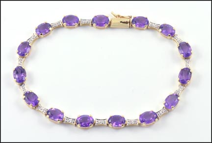 Amethyst Bracelet in 14K Yellow Gold LARGE