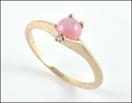 Cabochon Pink Stone Ring in Yellow Gold MAIN