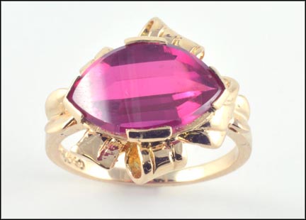 1960's Synthetic Red Stone Ring in 14K Yellow Gold MAIN