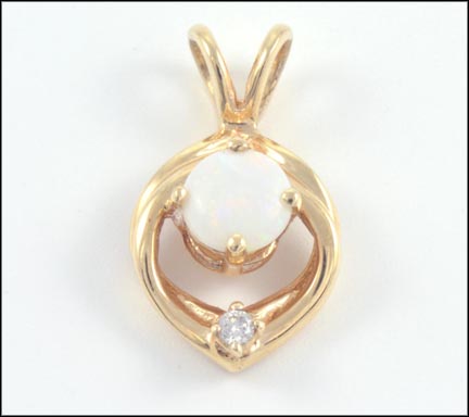 Opal Pendant in 14K Yellow Gold LARGE