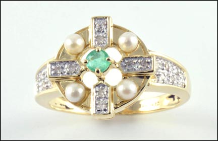 Emerald, Pearl and Diamond Ring in 14K Yellow Gold LARGE