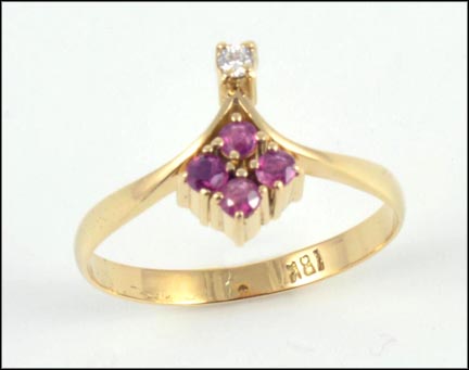 Ruby Cluster Ring with Diamond in Yellow Gold MAIN