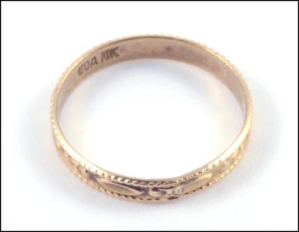 Vintage Baby Ring in 10K Yellow Gold MAIN