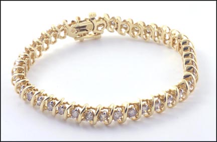 Diamond Tennis Bracelet in 14K Yellow Gold LARGE