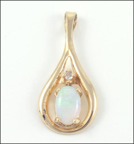Opal Pendant in 14K Yellow Gold LARGE