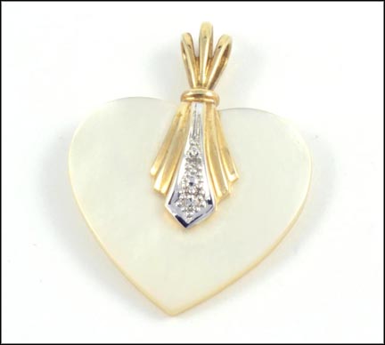 Mother Of Pearl Heart Pendant in 14K Yellow Gold MAIN