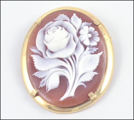 Floral Cameo Pin in Yellow Gold LARGE