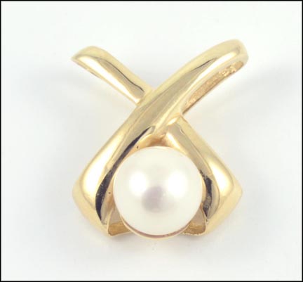 Pearl Slide Pendant in 14K Yellow Gold MAIN