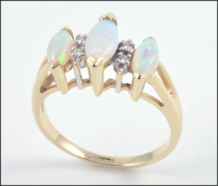 Opal Ring in 14K Yellow Gold MAIN