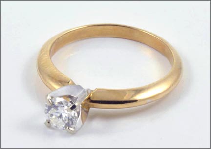 Diamond Solitaire Engagement Ring in 14K Yellow Gold MAIN