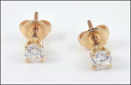 Diamond Stud Earrings in 14K Yellow Gold LARGE