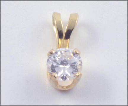 Diamond Pendant in 14K Yellow Gold MAIN