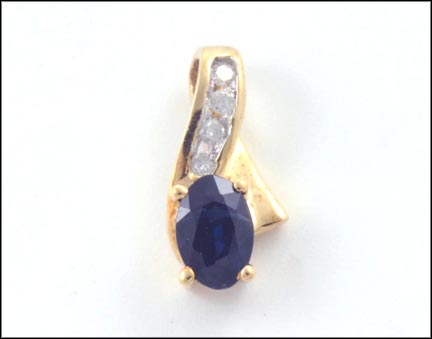 Sapphire Pendant in 10K Yellow Gold MAIN