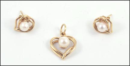 Heart Pendant and Earrings Set in 10K Yellow Gold LARGE