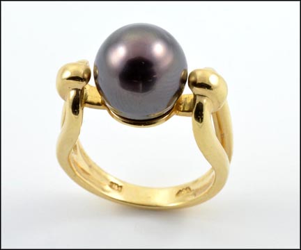 Tahitian Pearl Ring in 14K Yellow Gold LARGE