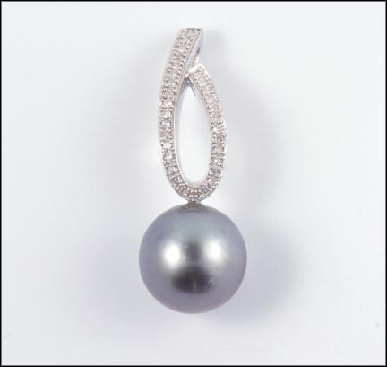 Gray Pearl and Diamond Pendant in 14K White Gold LARGE