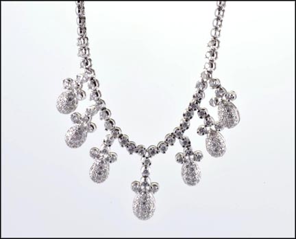 Diamond Necklace in 18K White Gold MAIN