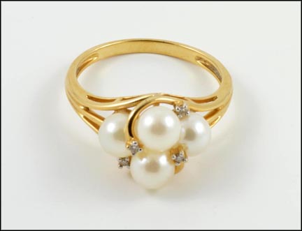 Pearl Cluster Ring in 14K Yellow Gold LARGE