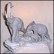Elephants Walking, Lladro Figurine  #1150 MAIN