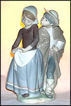 Boy Meets Girl, Lladro Figurine  #1188 MAIN