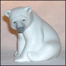 Bear, Seated, Lladro Figurine  #1206 MAIN