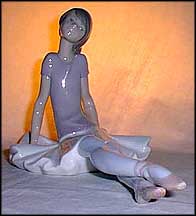 Phyllis, Lladro Figurine  #1356 MAIN