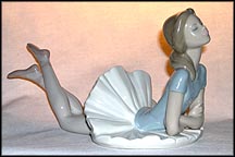 Heather, Lladro Figurine  #1359 MAIN