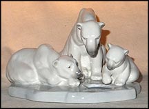 Bearly Love, Lladro Figurine  #1443 MAIN