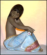Island Beauty, Lladro Figurine  #2382 MAIN