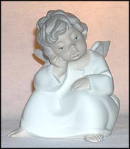 Angel Thinking - matte, Lladro Figurine  #4539M MAIN