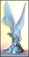 Turtle Dove, Lladro Figurine  #4550 MAIN