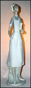Nurse - matte, Lladro Figurine  #4603M MAIN