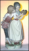 Children With Fruit, Lladro Figurine  #4931 MAIN