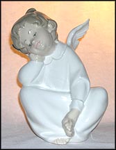 Angel Wondering, Lladro Figurine  #4962 MAIN