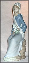 Girl with Lilies - Sitting, Lladro Figurine  #4972 MAIN